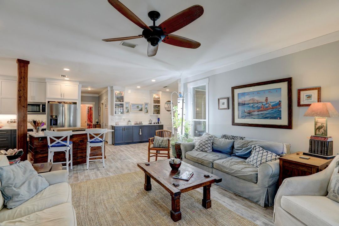 For Sale: $699,000 (3 beds, 2 baths, 1299 Square Feet)