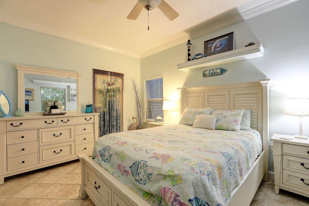 For Sale: $699,000 (3 beds, 2 baths, 1299 Square Feet)