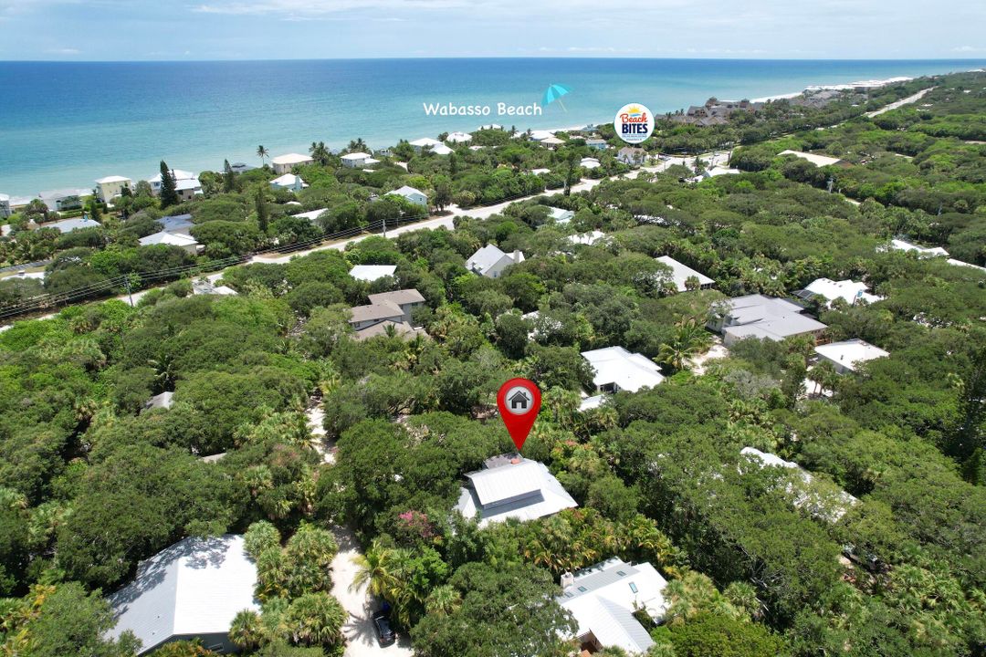 For Sale: $699,000 (3 beds, 2 baths, 1299 Square Feet)