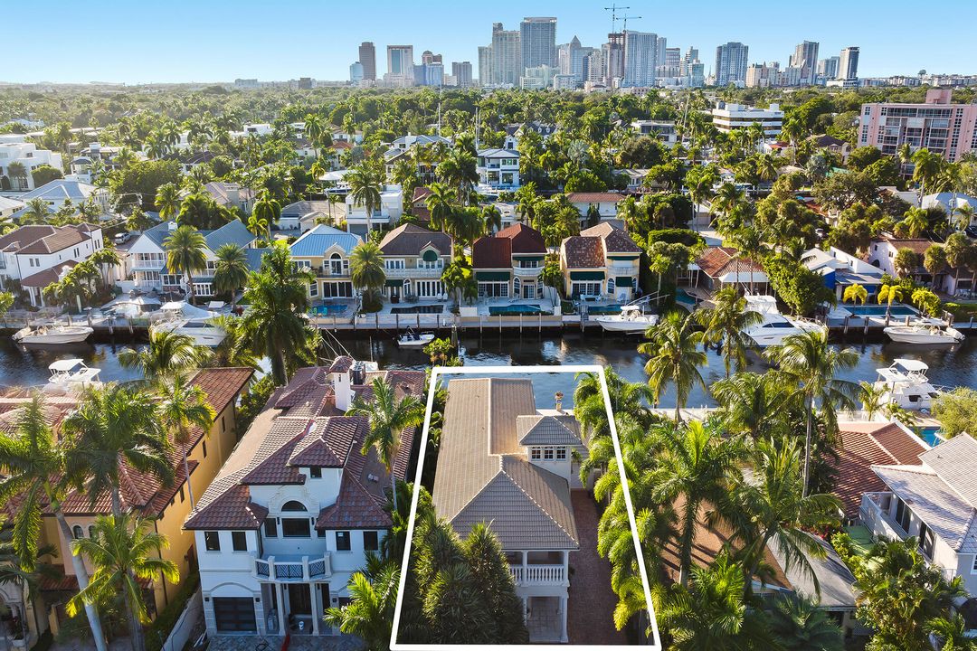 For Rent: $14,000 (3 beds, 3 baths, 3066 Square Feet)