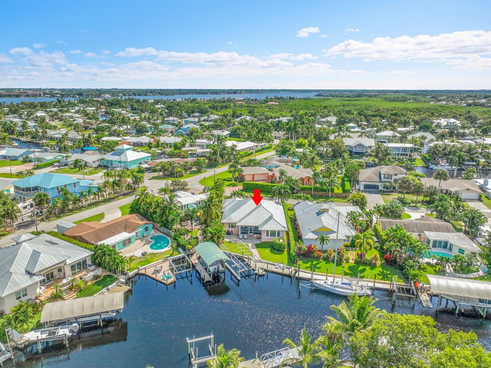 Activo con contrato: $1,099,000 (3 camas, 2 baños, 2420 Pies cuadrados)