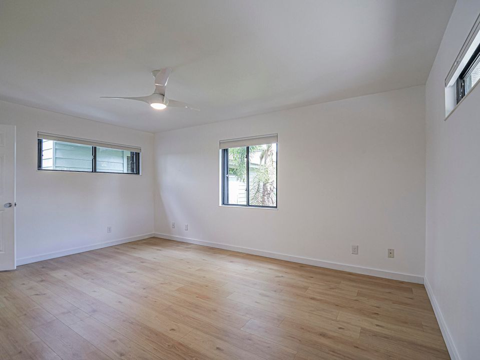 En Venta: $260,000 (2 camas, 2 baños, 1433 Pies cuadrados)