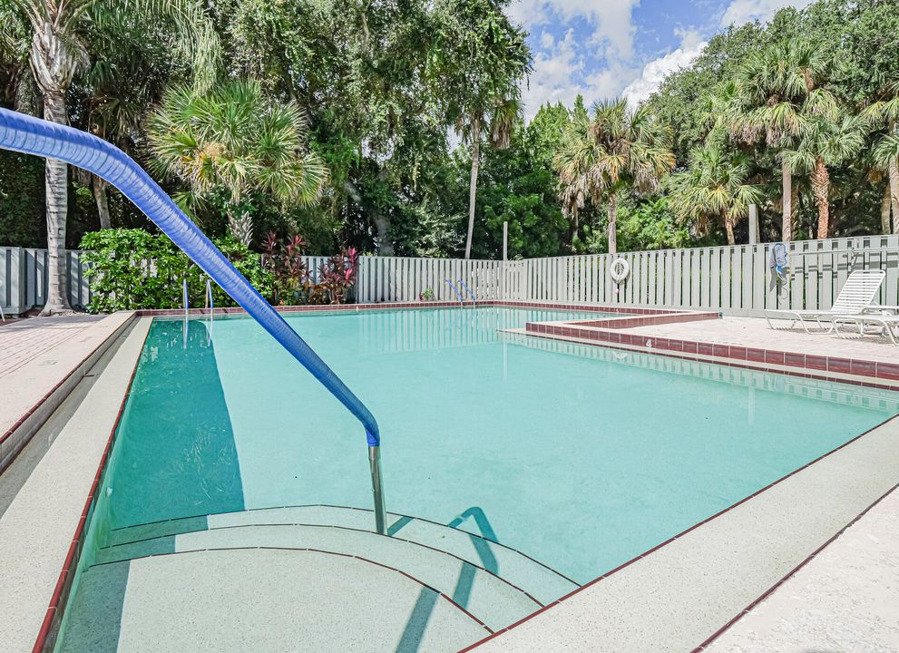 En Venta: $260,000 (2 camas, 2 baños, 1433 Pies cuadrados)