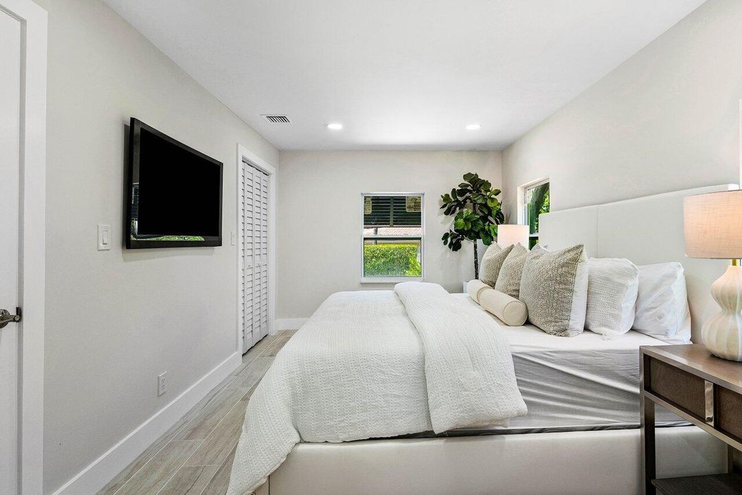 На продажу: $1,150,000 (3 спален, 2 ванн, 1304 Квадратных фут)