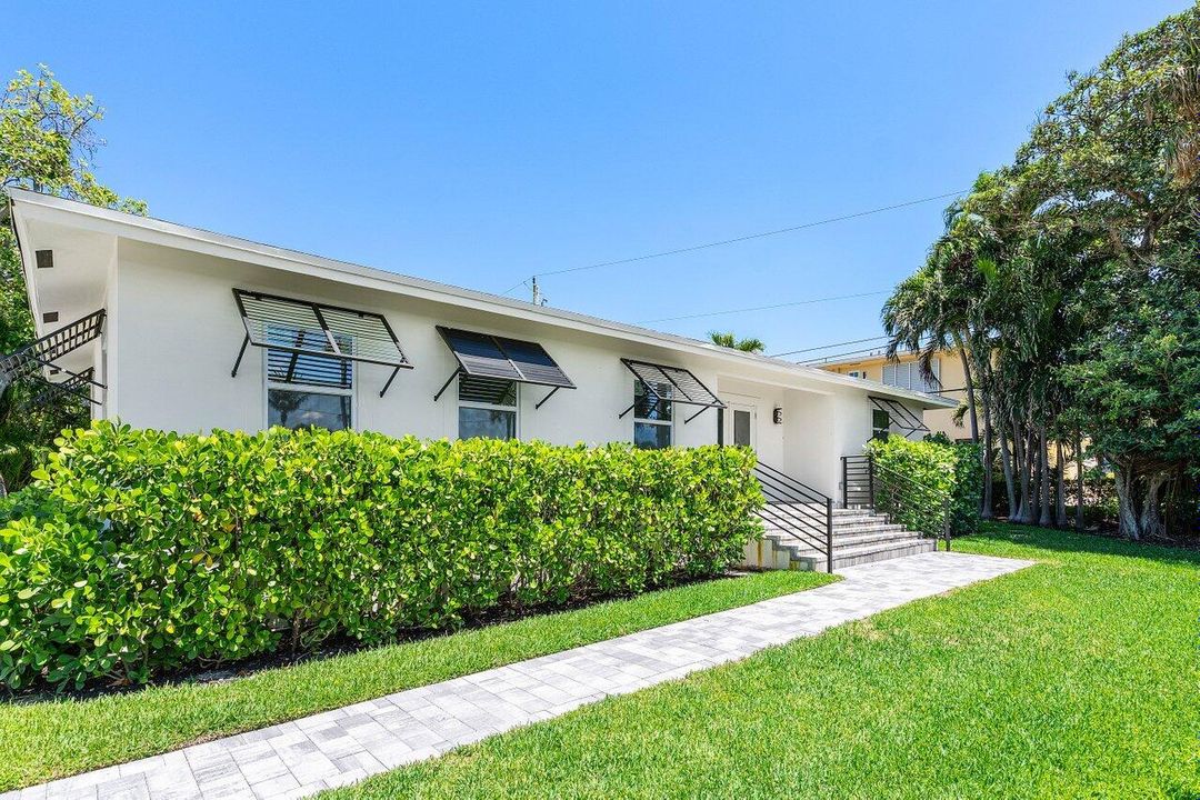 На продажу: $1,150,000 (3 спален, 2 ванн, 1304 Квадратных фут)