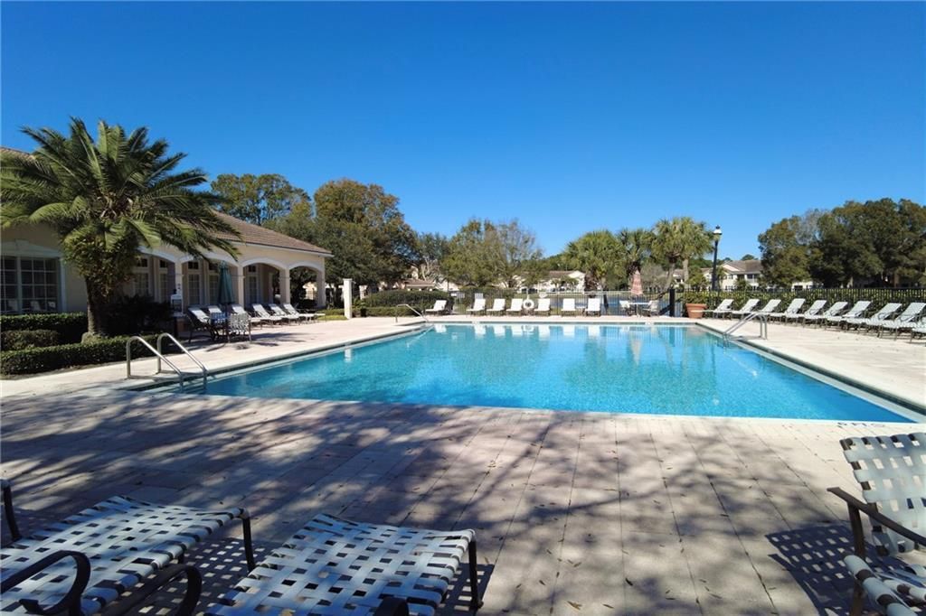 For Sale: $170,000 (1 beds, 1 baths, 825 Square Feet)