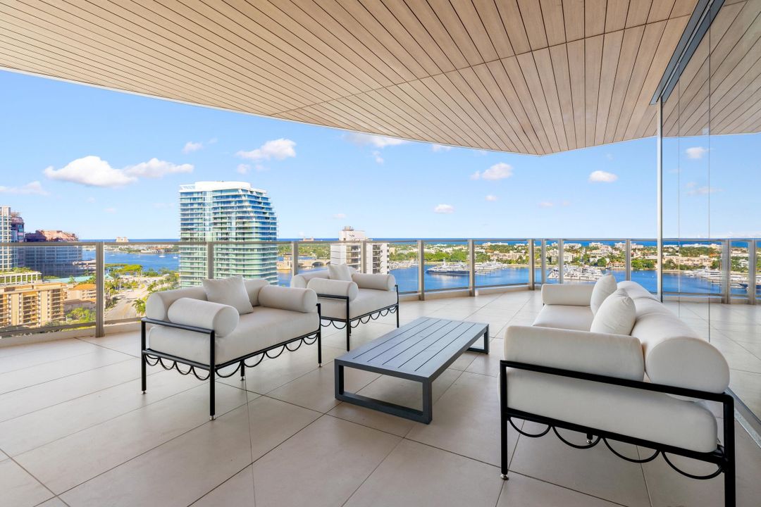 For Sale: $13,995,000 (4 beds, 4 baths, 4420 Square Feet)