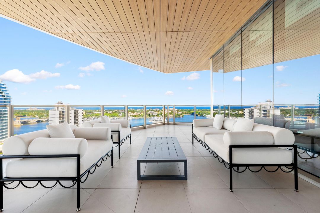 For Sale: $13,995,000 (4 beds, 4 baths, 4420 Square Feet)