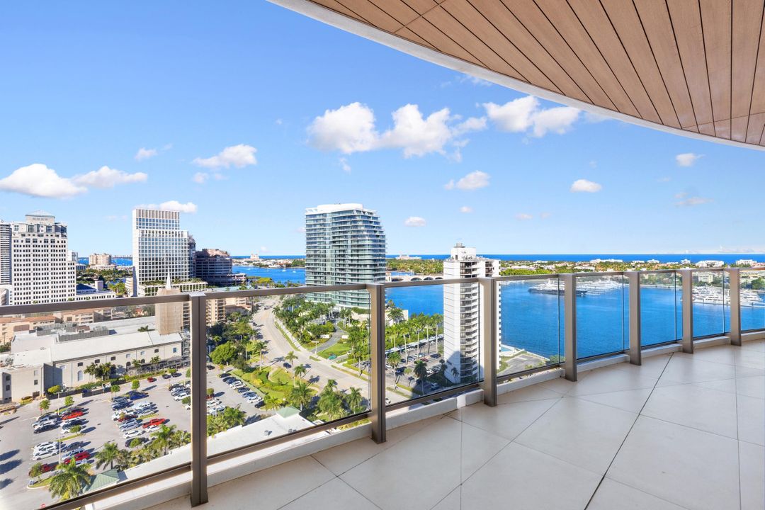 For Sale: $13,995,000 (4 beds, 4 baths, 4420 Square Feet)