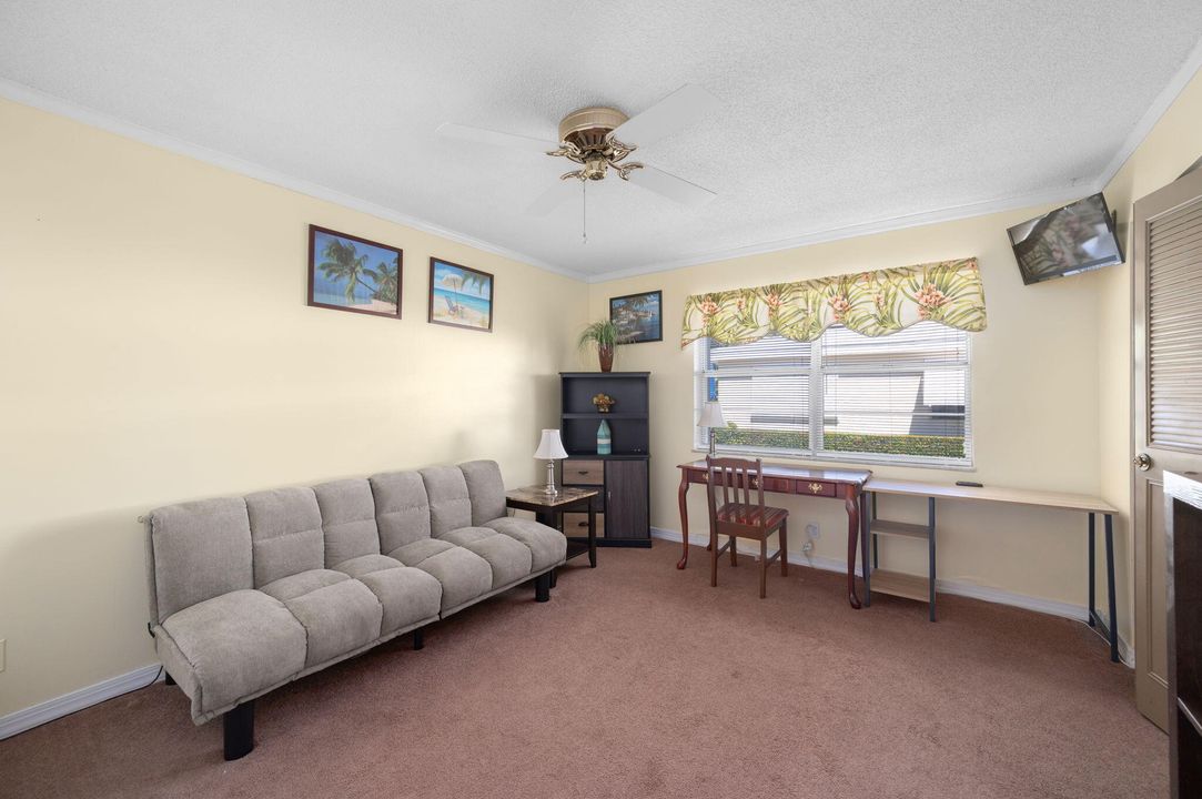 For Sale: $130,000 (2 beds, 2 baths, 1284 Square Feet)