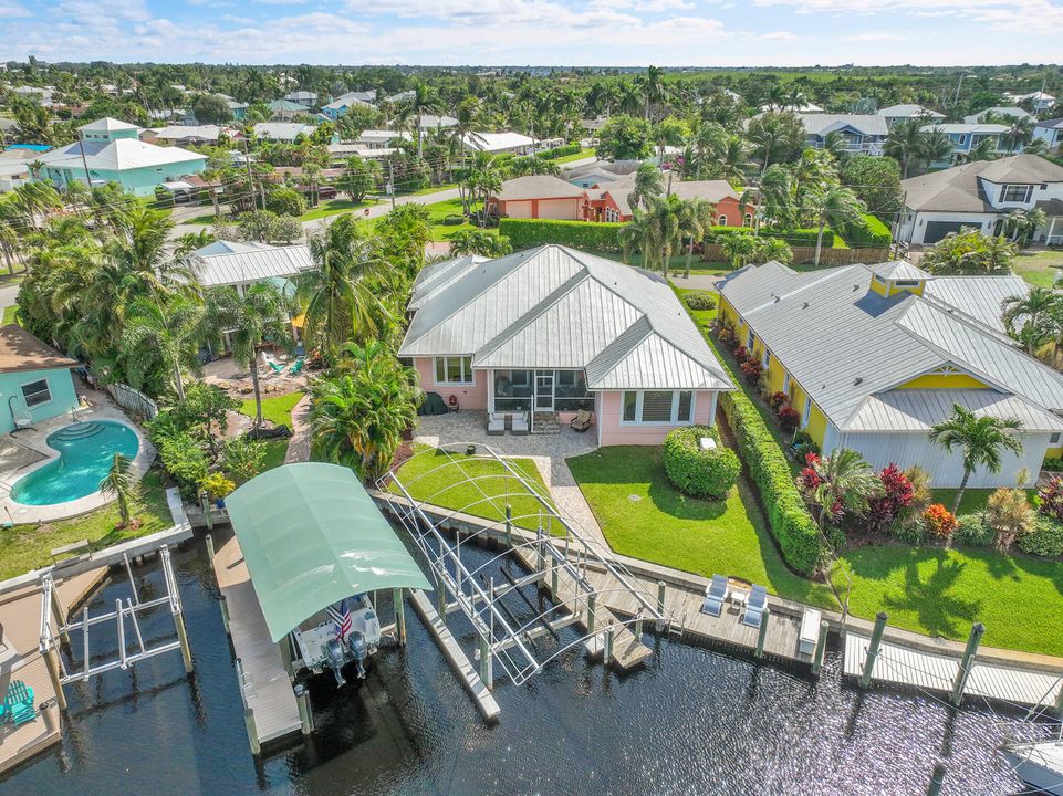 Activo con contrato: $1,099,000 (3 camas, 2 baños, 2420 Pies cuadrados)