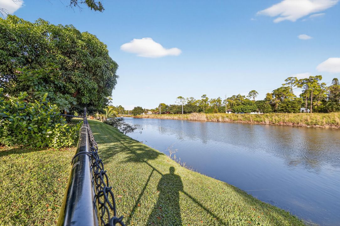 Activo con contrato: $3,750 (3 camas, 2 baños, 1858 Pies cuadrados)