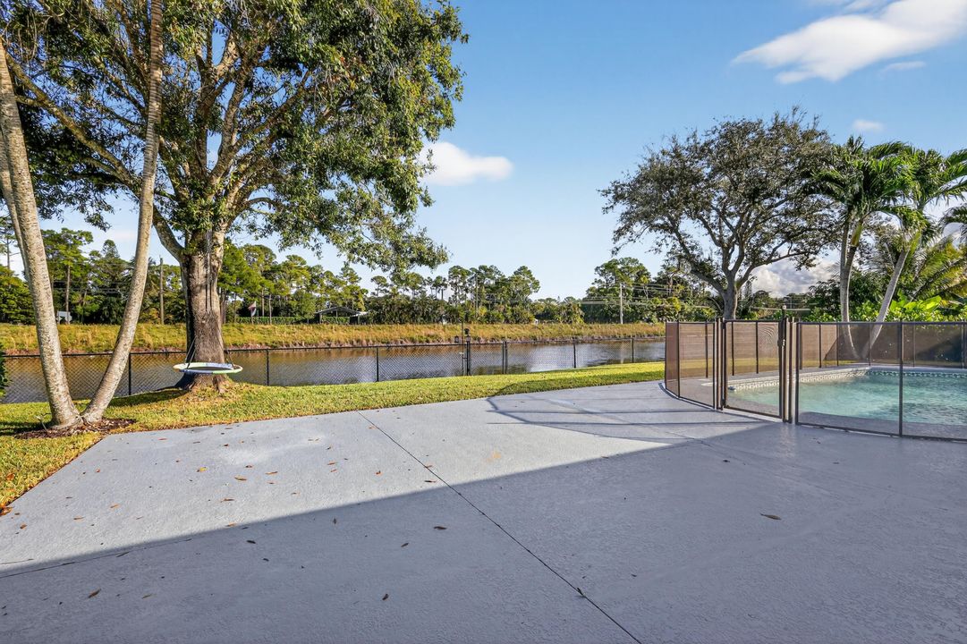 Activo con contrato: $3,750 (3 camas, 2 baños, 1858 Pies cuadrados)