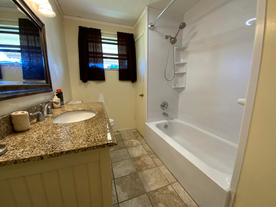 На продажу: $399,900 (3 спален, 2 ванн, 1224 Квадратных фут)