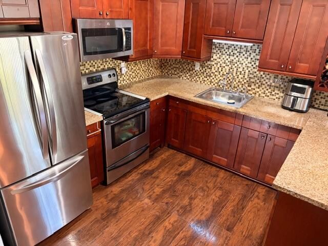 For Sale: $625,000 (3 beds, 2 baths, 1301 Square Feet)