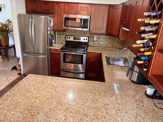 For Sale: $625,000 (3 beds, 2 baths, 1301 Square Feet)