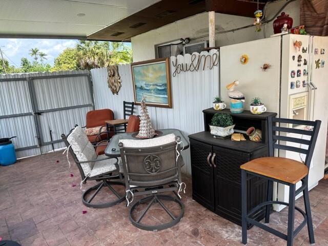 For Sale: $625,000 (3 beds, 2 baths, 1301 Square Feet)