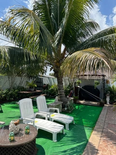 For Sale: $625,000 (3 beds, 2 baths, 1301 Square Feet)