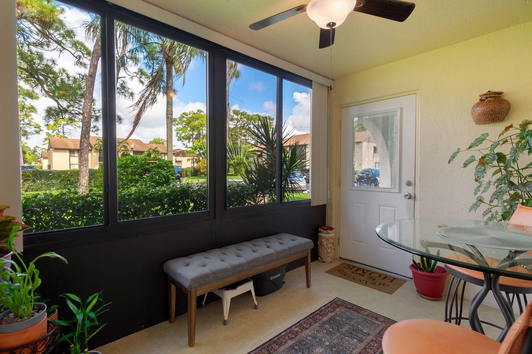 For Sale: $170,000 (2 beds, 1 baths, 937 Square Feet)