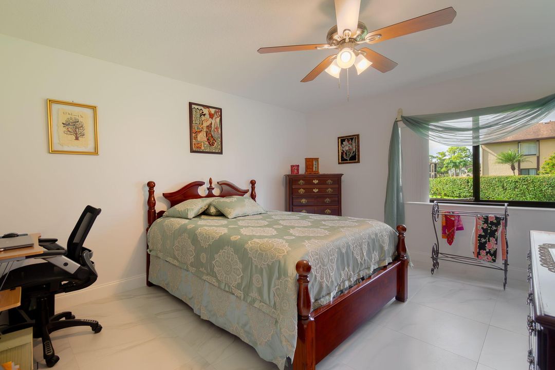 For Sale: $170,000 (2 beds, 1 baths, 937 Square Feet)