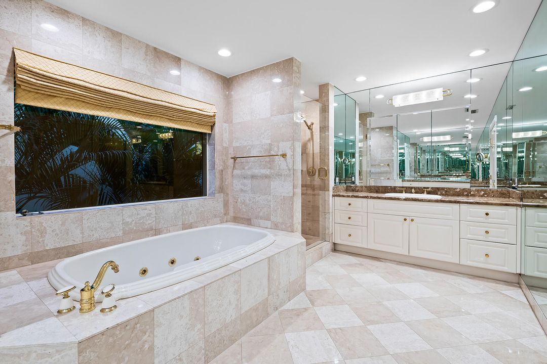 For Rent: $14,000 (3 beds, 3 baths, 3066 Square Feet)