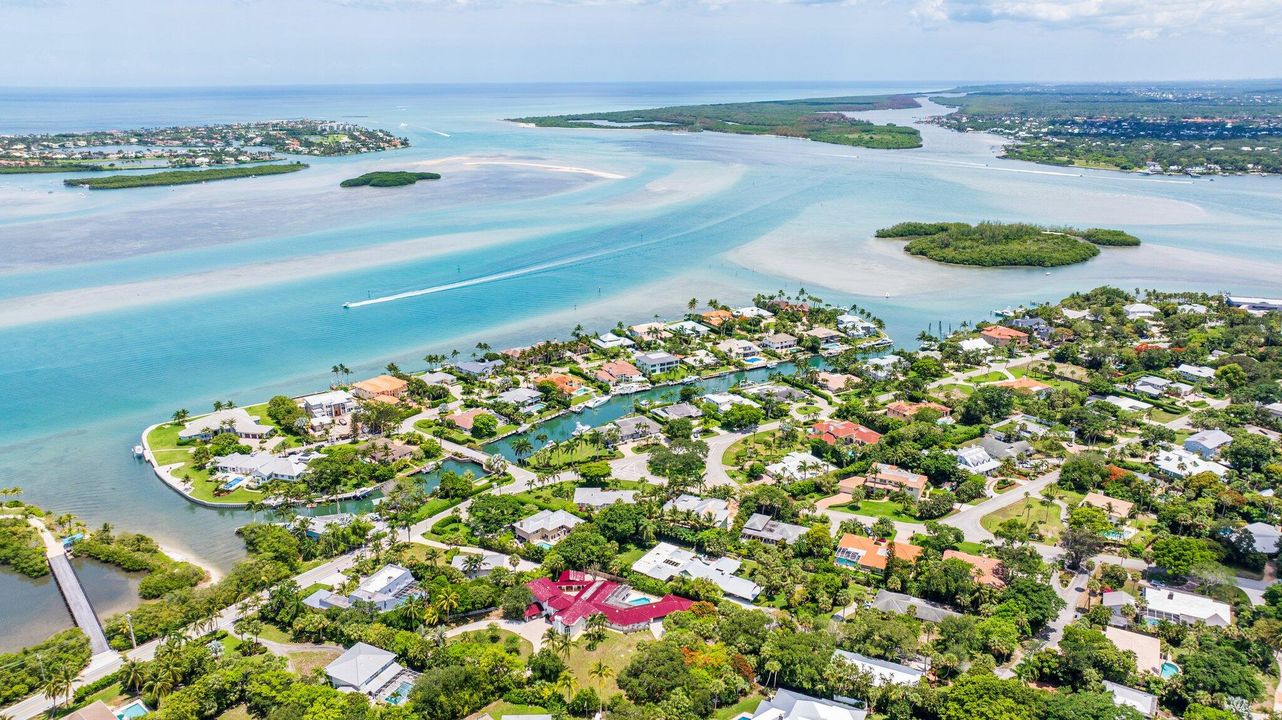 En Venta: $3,495,000 (5 camas, 4 baños, 4527 Pies cuadrados)