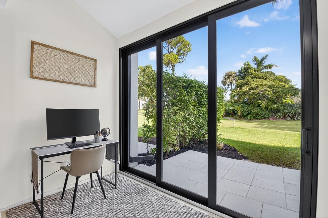 For Sale: $549,995 (3 beds, 2 baths, 1550 Square Feet)