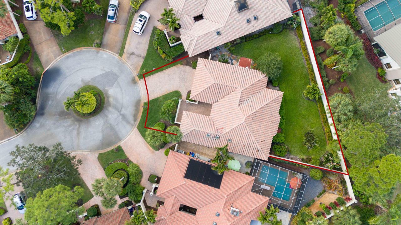 For Sale: $415,000 (2 beds, 2 baths, 1557 Square Feet)