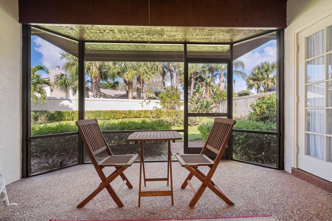 For Sale: $415,000 (2 beds, 2 baths, 1557 Square Feet)