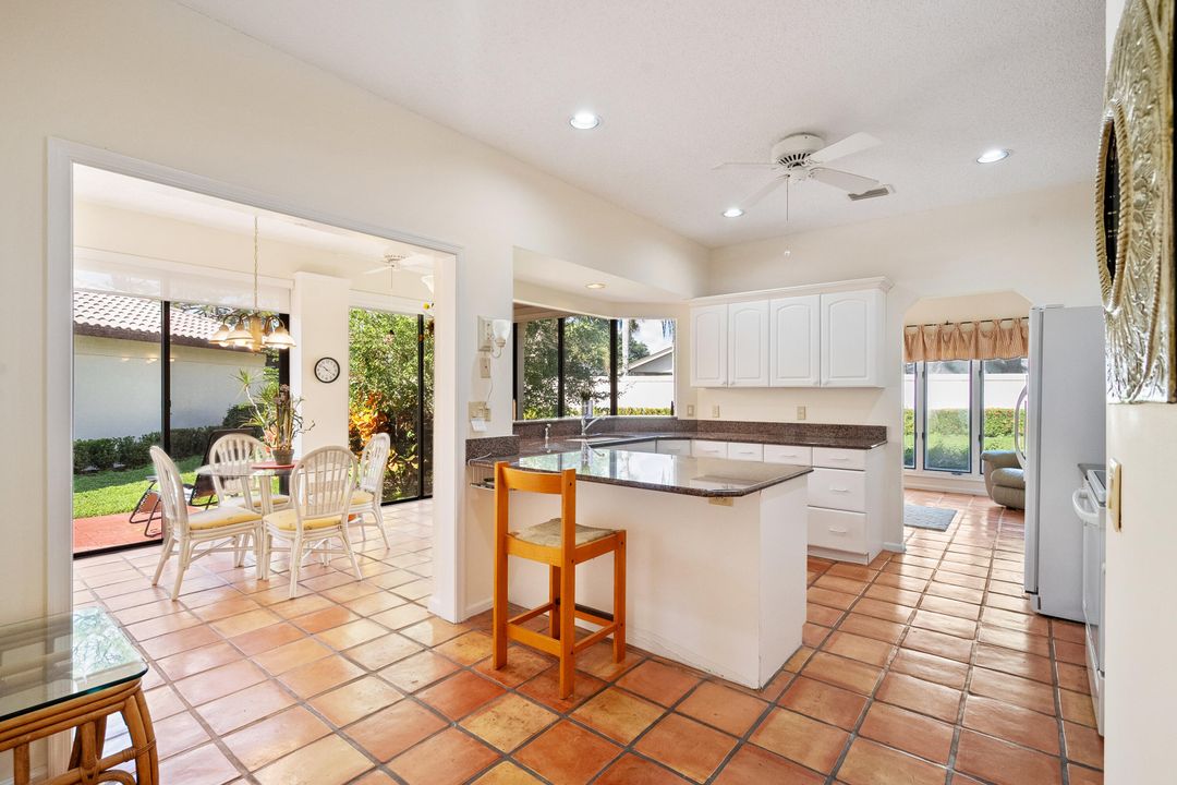 For Sale: $415,000 (2 beds, 2 baths, 1557 Square Feet)