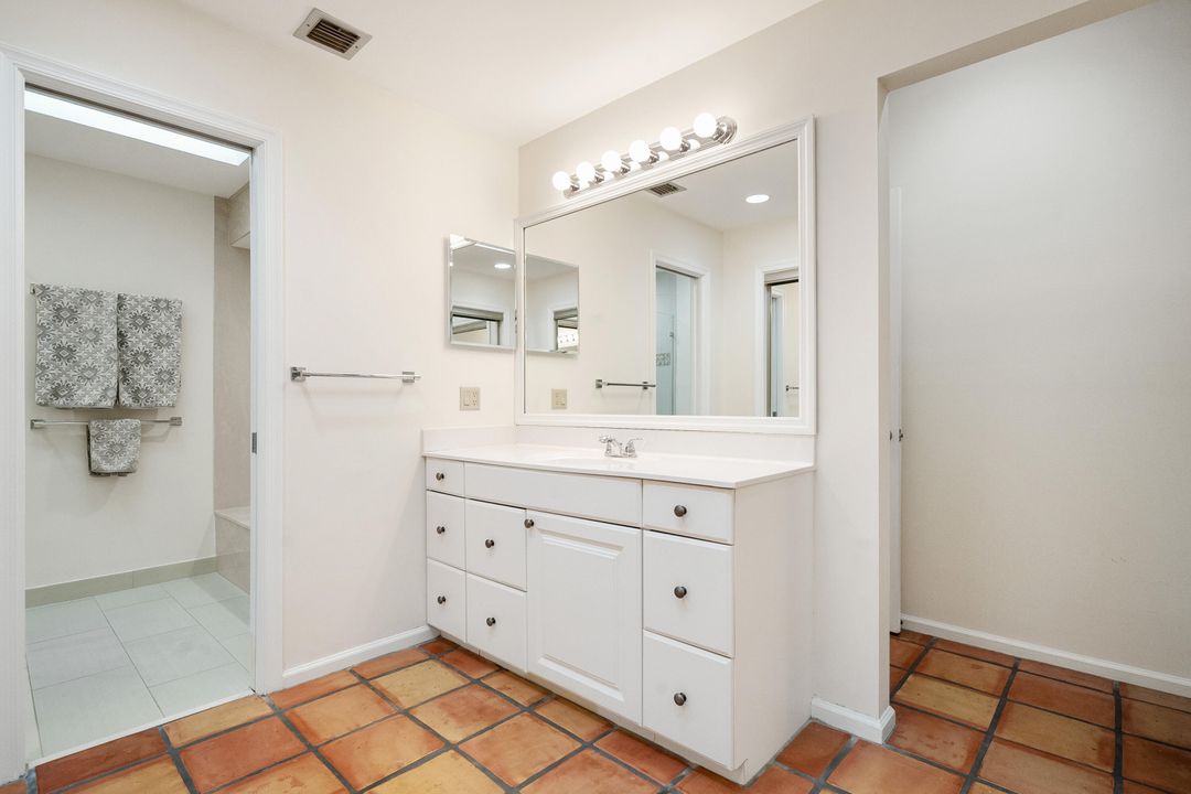 For Sale: $415,000 (2 beds, 2 baths, 1557 Square Feet)
