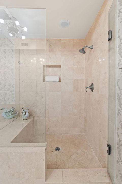 For Sale: $2,780,000 (3 beds, 3 baths, 3136 Square Feet)