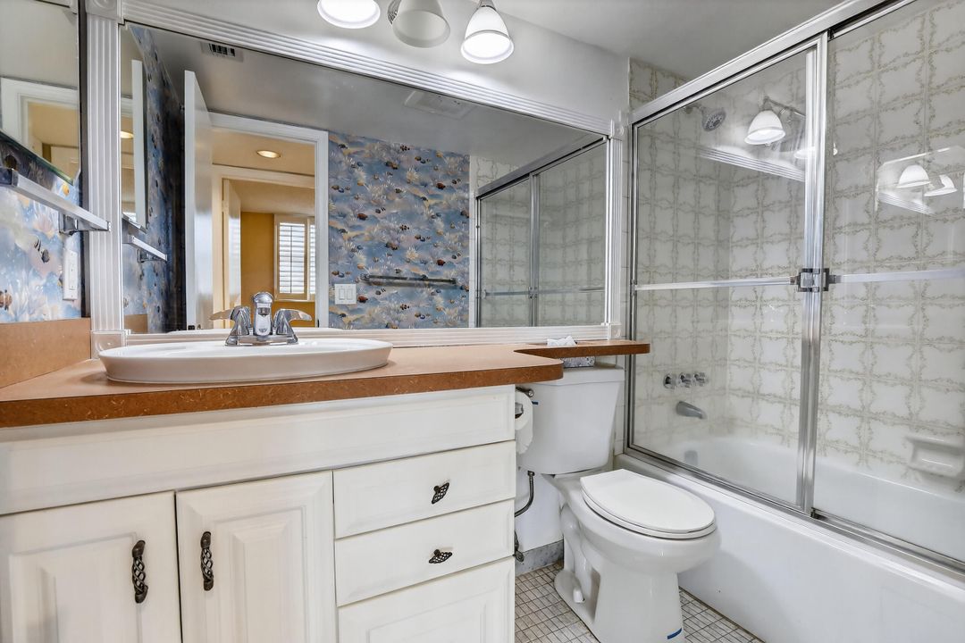 For Sale: $165,000 (2 beds, 2 baths, 1170 Square Feet)