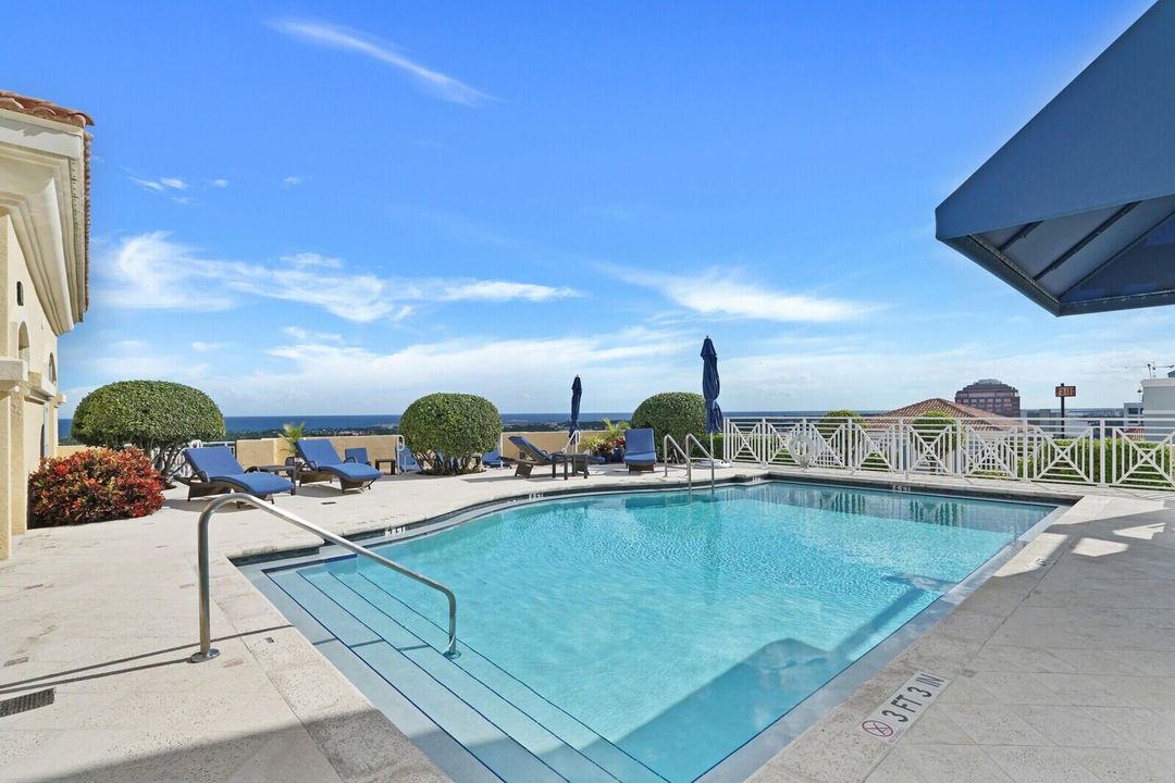 For Sale: $1,700,000 (2 beds, 2 baths, 1696 Square Feet)