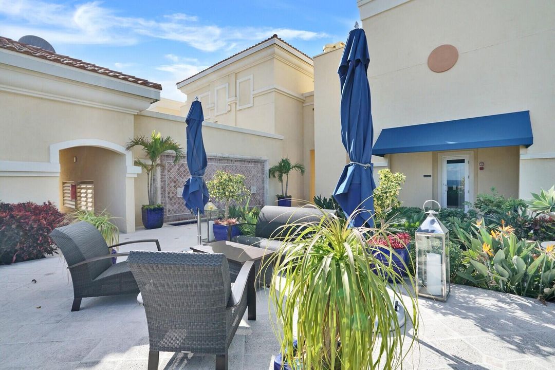 For Sale: $1,700,000 (2 beds, 2 baths, 1696 Square Feet)