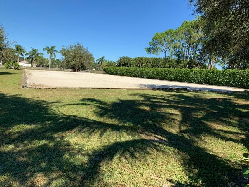 В аренду: $6,250 (4 спален, 2 ванн, 1761 Квадратных фут)