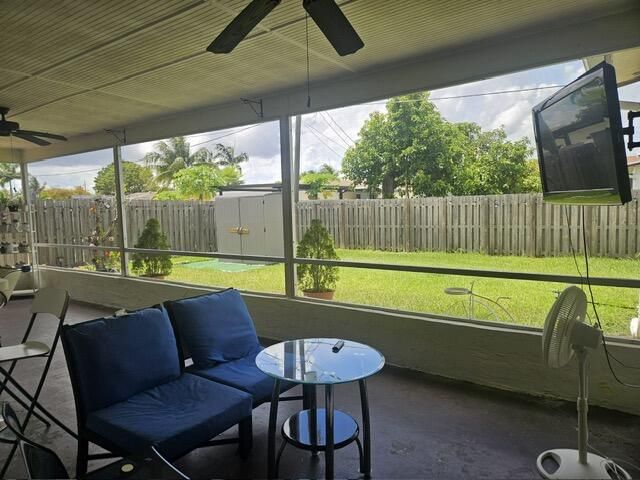 Active With Contract: $465,000 (2 beds, 2 baths, 1200 Square Feet)