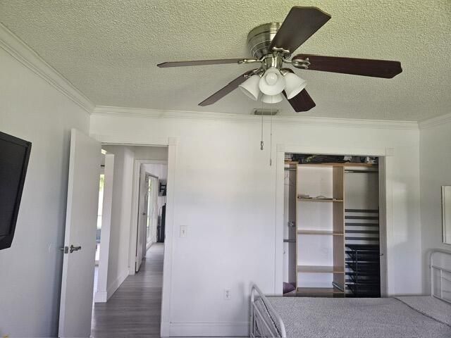 Active With Contract: $465,000 (2 beds, 2 baths, 1200 Square Feet)