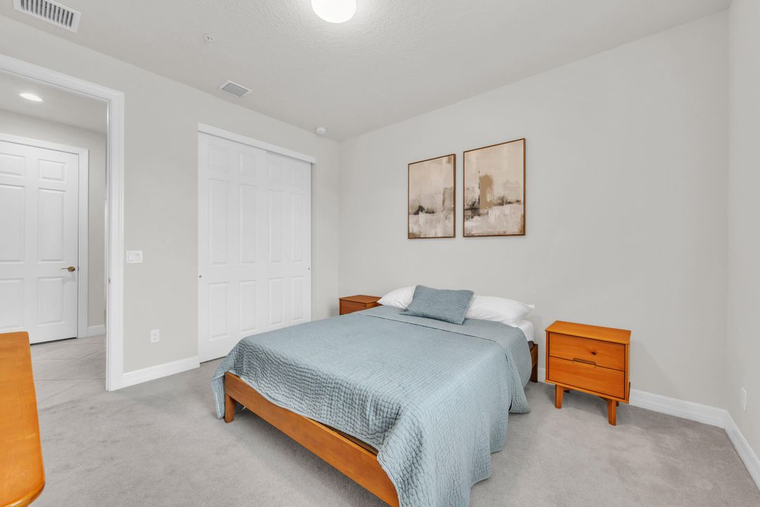 出租: $4,500 (3 贝兹, 2 浴室, 3227 平方英尺)