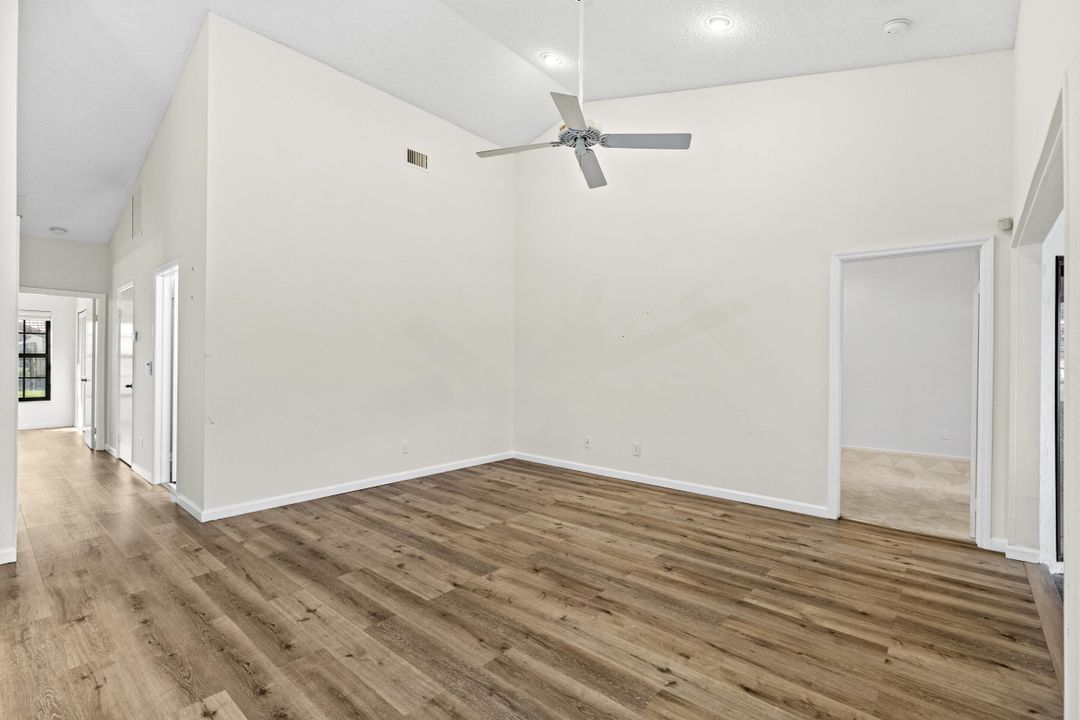 En Venta: $410,000 (3 camas, 2 baños, 1431 Pies cuadrados)