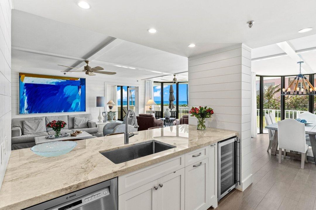 待售: $1,595,000 (2 贝兹, 2 浴室, 1745 平方英尺)