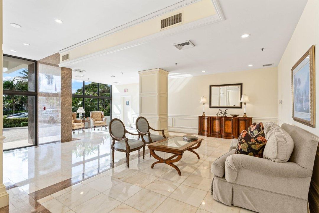 待售: $1,595,000 (2 贝兹, 2 浴室, 1745 平方英尺)