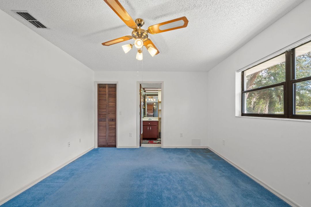 待售: $359,000 (4 贝兹, 2 浴室, 1237 平方英尺)