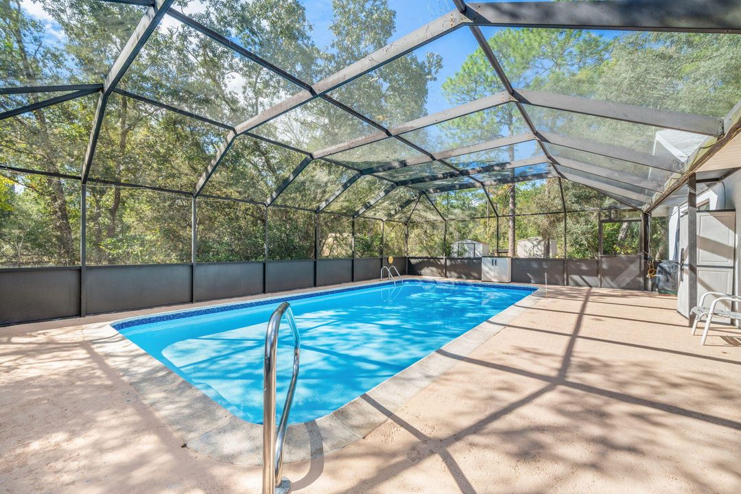 待售: $359,000 (4 贝兹, 2 浴室, 1237 平方英尺)