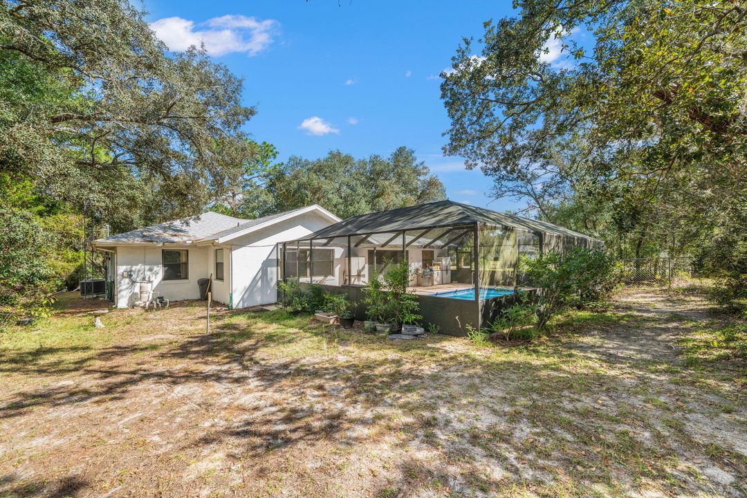 待售: $359,000 (4 贝兹, 2 浴室, 1237 平方英尺)