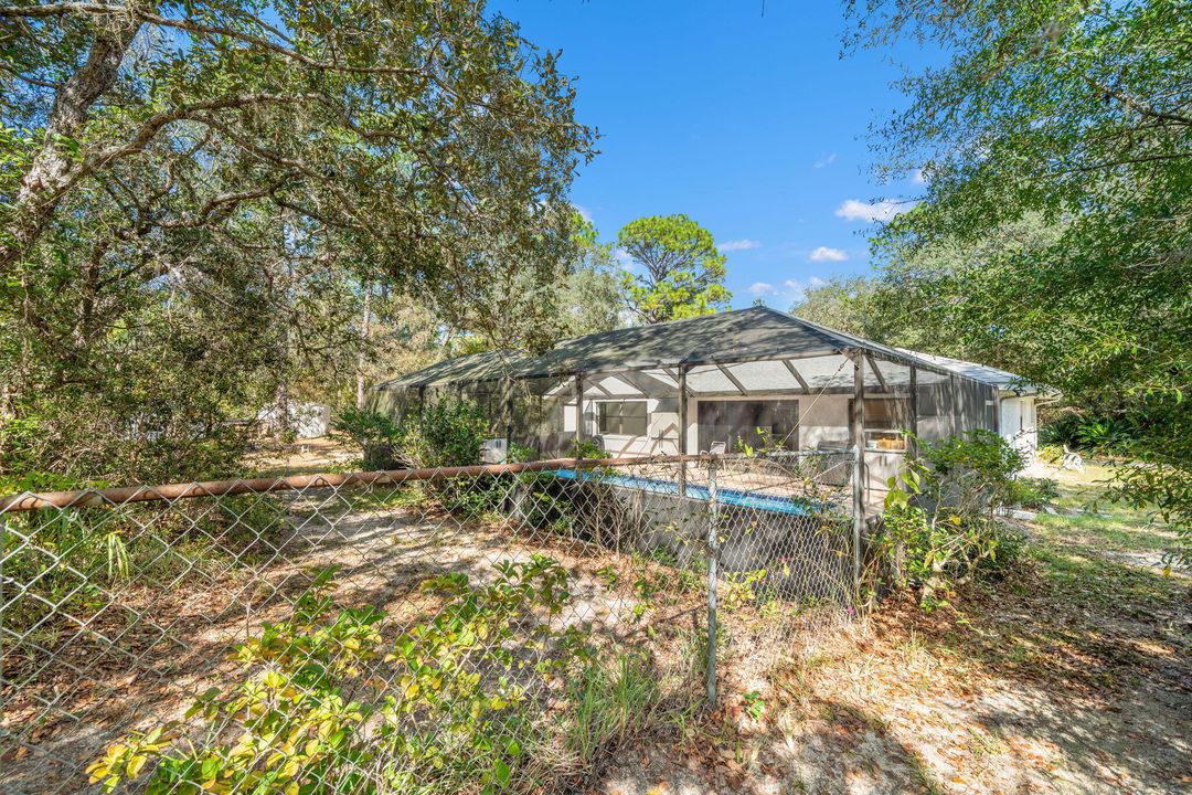 待售: $359,000 (4 贝兹, 2 浴室, 1237 平方英尺)