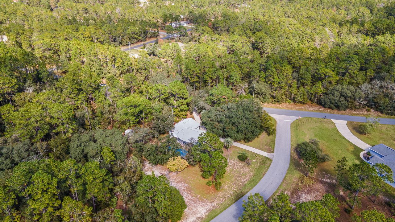 待售: $359,000 (4 贝兹, 2 浴室, 1237 平方英尺)