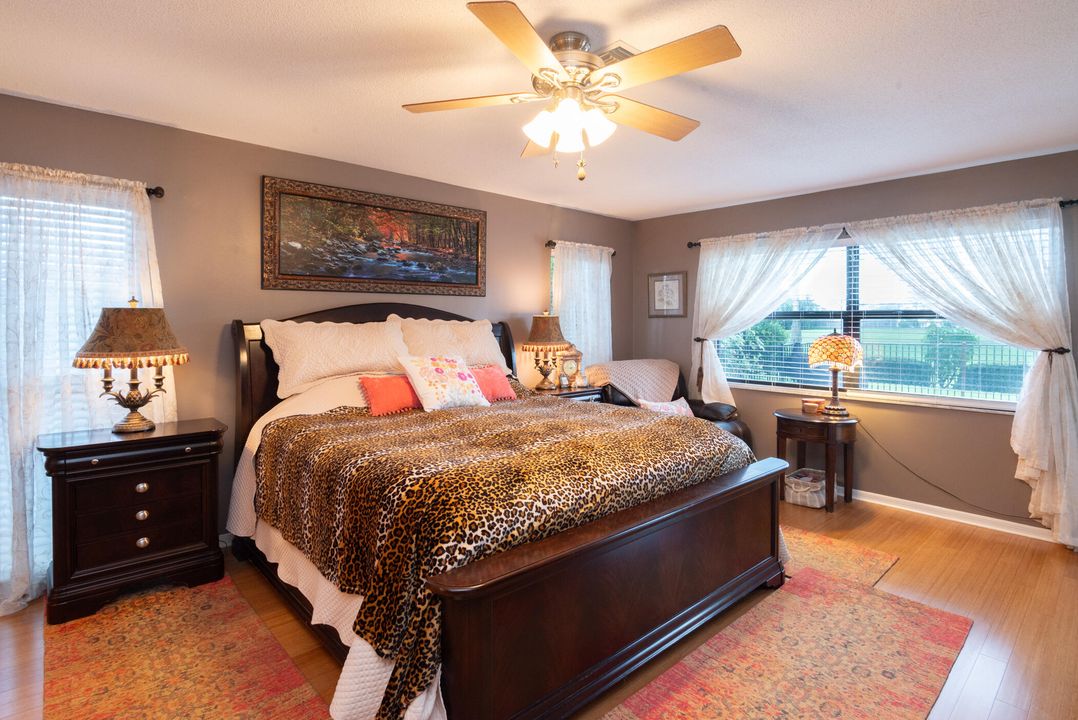 待售: $765,000 (4 贝兹, 4 浴室, 2836 平方英尺)