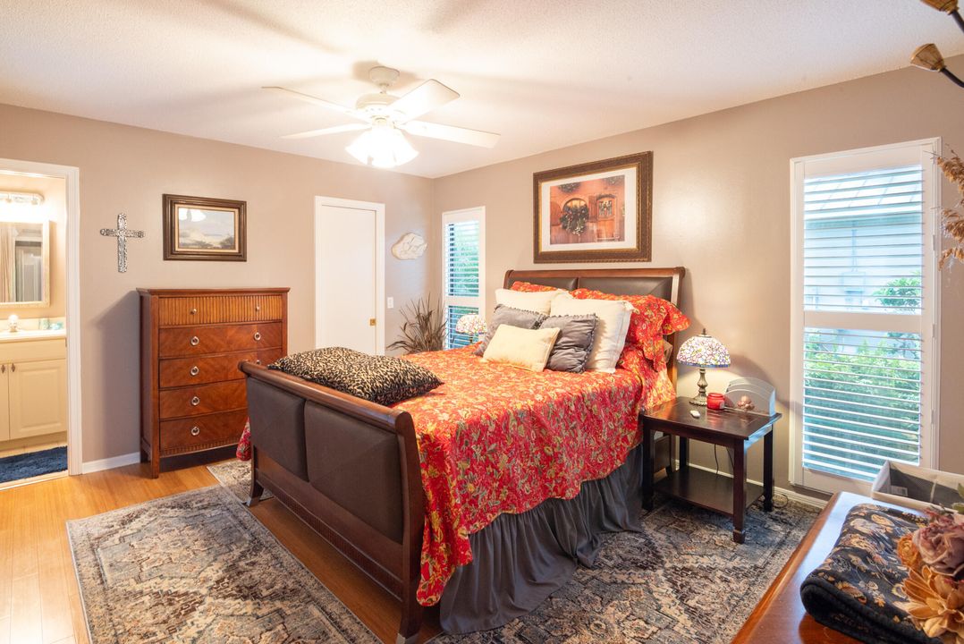 待售: $765,000 (4 贝兹, 4 浴室, 2836 平方英尺)