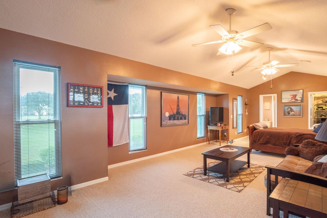 待售: $765,000 (4 贝兹, 4 浴室, 2836 平方英尺)